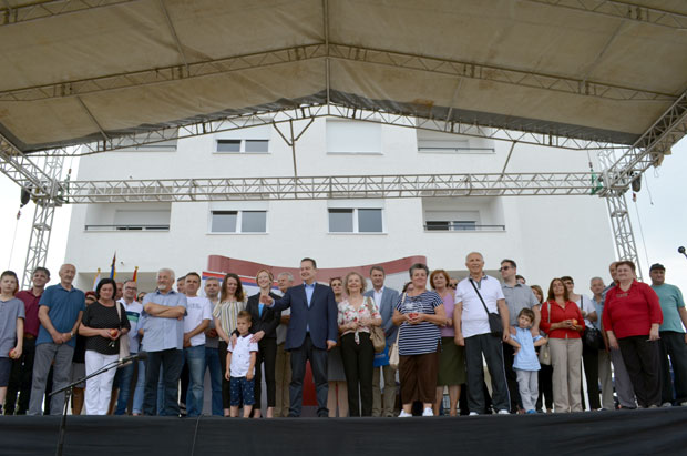 Досад подељено 3.568 станова